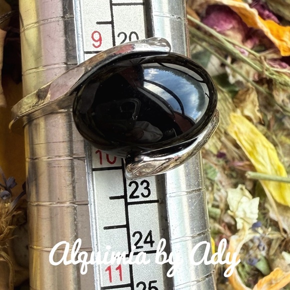 Victorian black onyx silver ring - Picture 1 of 4